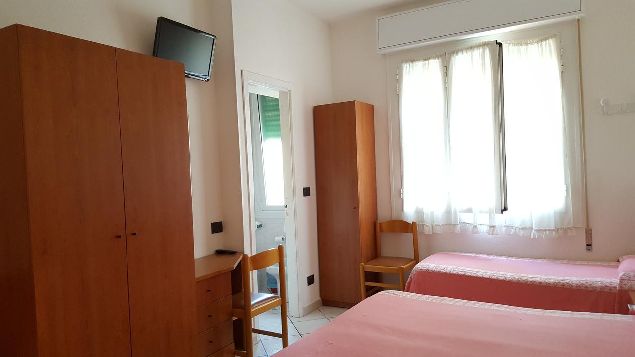 Hotel Fortuna San Bartolomeo Al Mare Εξωτερικό φωτογραφία